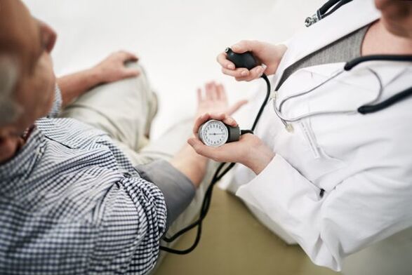 мерење на крвен притисок за хипертензија